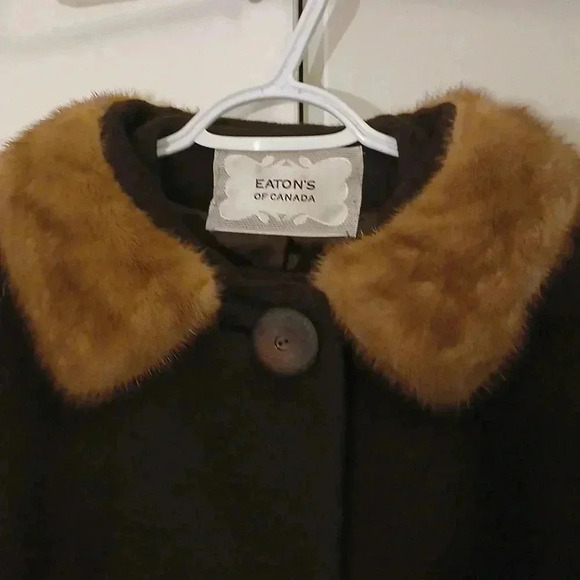 FIRM  PRICE -Vintage Eaton Wool/Mink Collar. - Picture 2 of 7